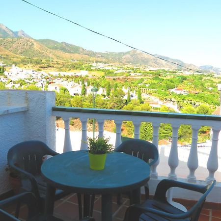 Lual Burriana Apartment Nerja Luaran gambar
