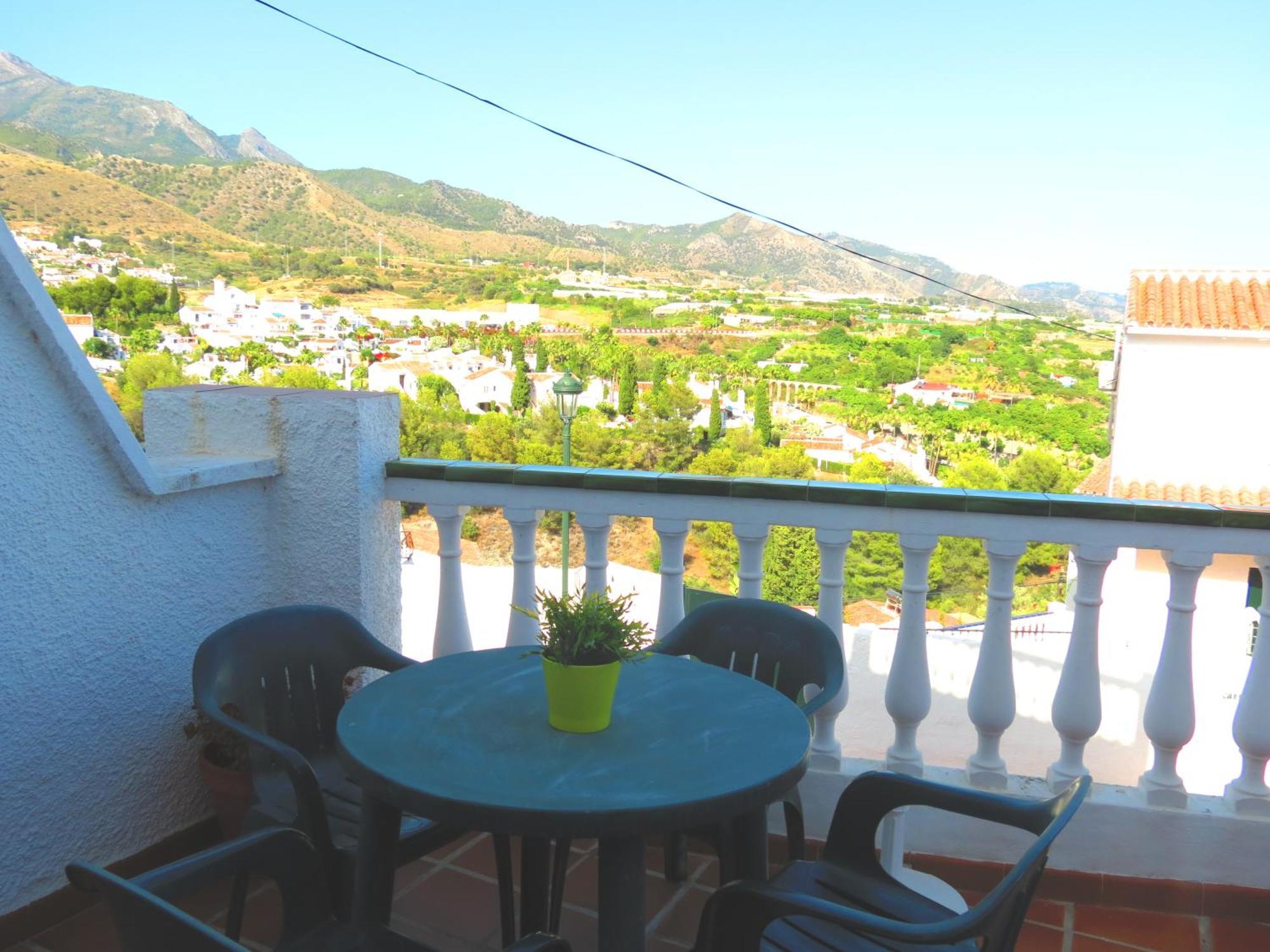 Lual Burriana Apartment Nerja Luaran gambar